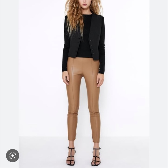 BLOGGERS FAVORITE Zara MidRise Camel Sold Out Faux Leather Leggings NWT - Picture 1 of 10